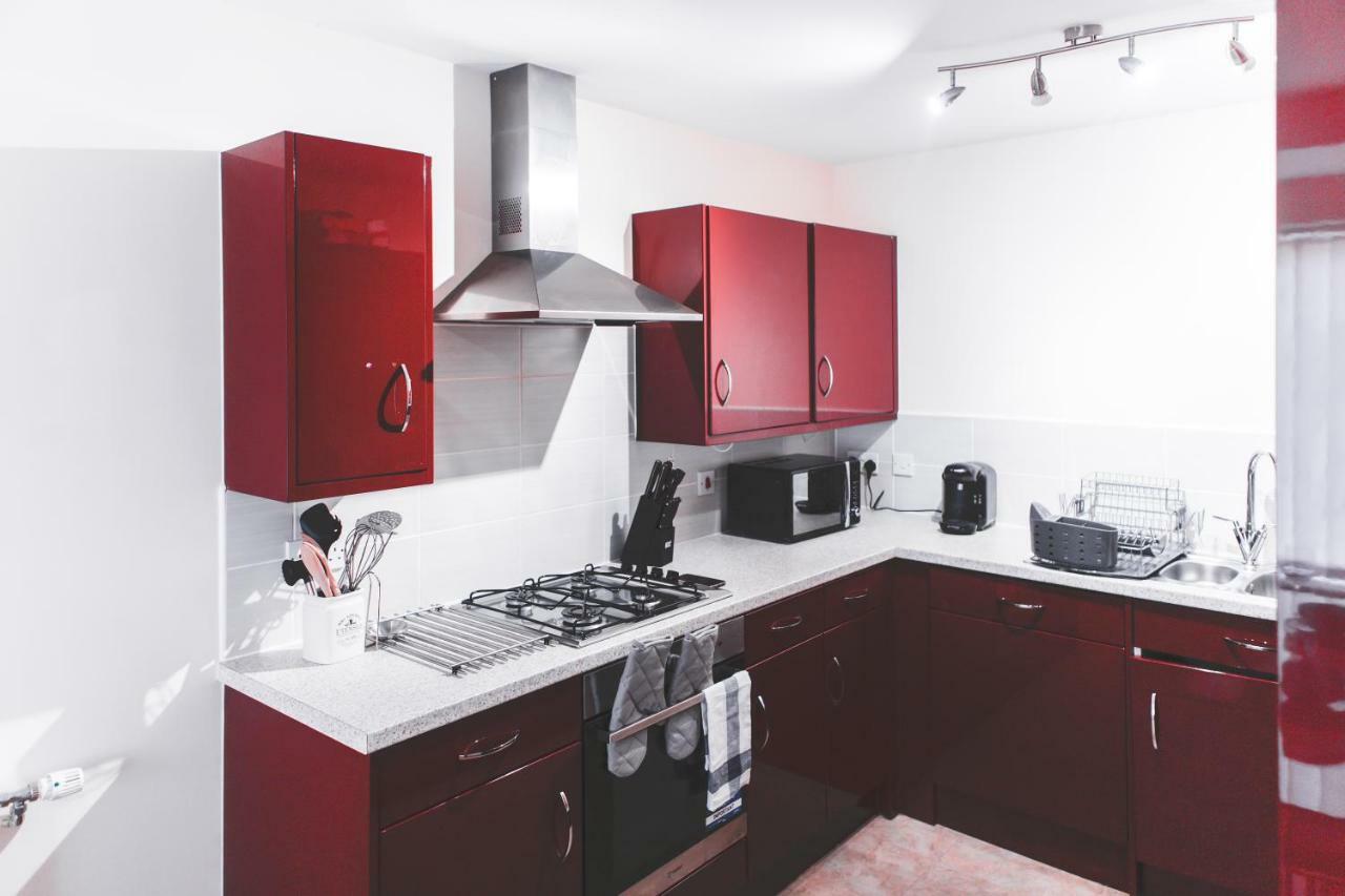 Salford Holiday Apartment Манчестер Экстерьер фото